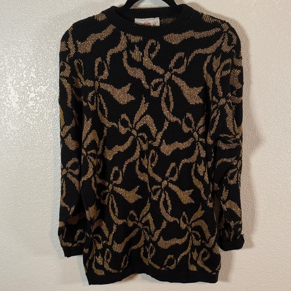 Vintage S.W.A.K Black with Gold Bows 80s/90s Crew Sweater Size XL